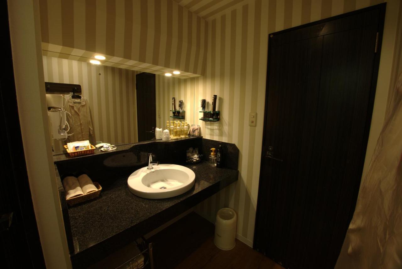 Hotel Allure (Adults Only) Nagoya Eksteriør billede