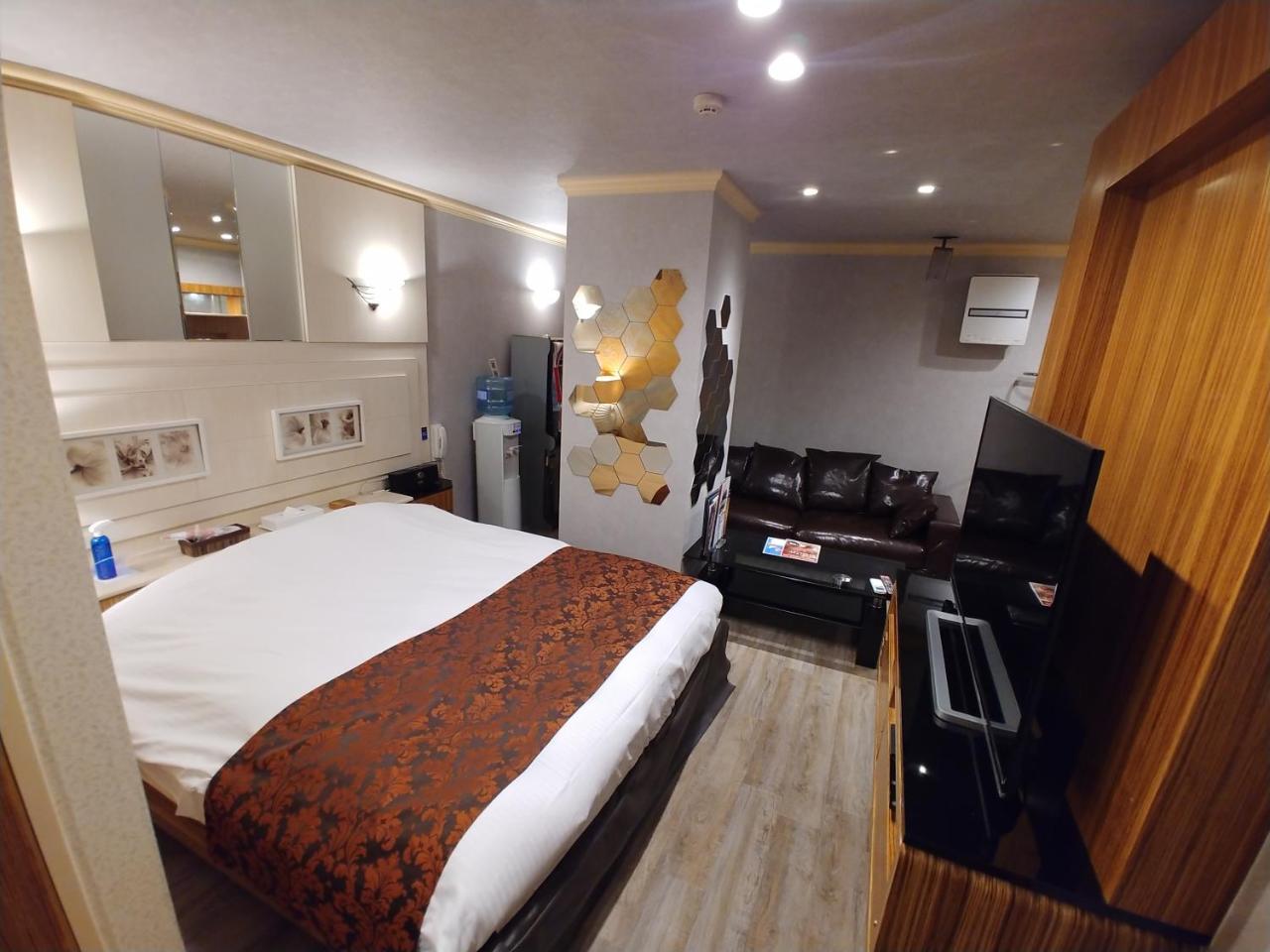 Hotel Allure (Adults Only) Nagoya Eksteriør billede