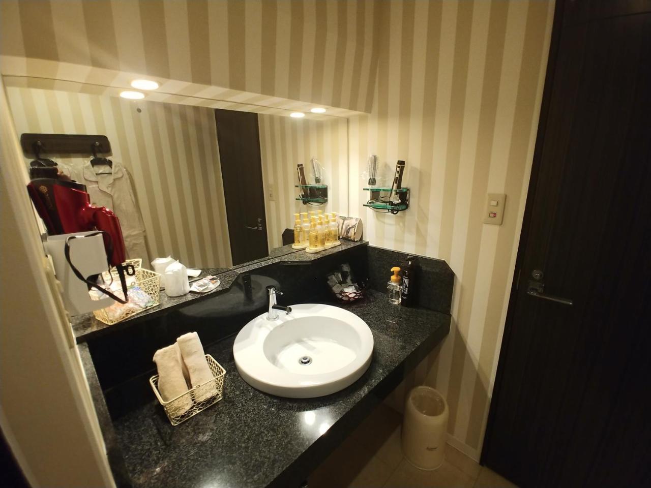 Hotel Allure (Adults Only) Nagoya Eksteriør billede