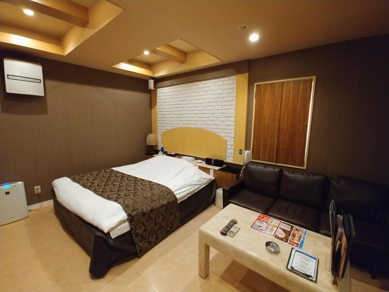 Hotel Allure (Adults Only) Nagoya Eksteriør billede
